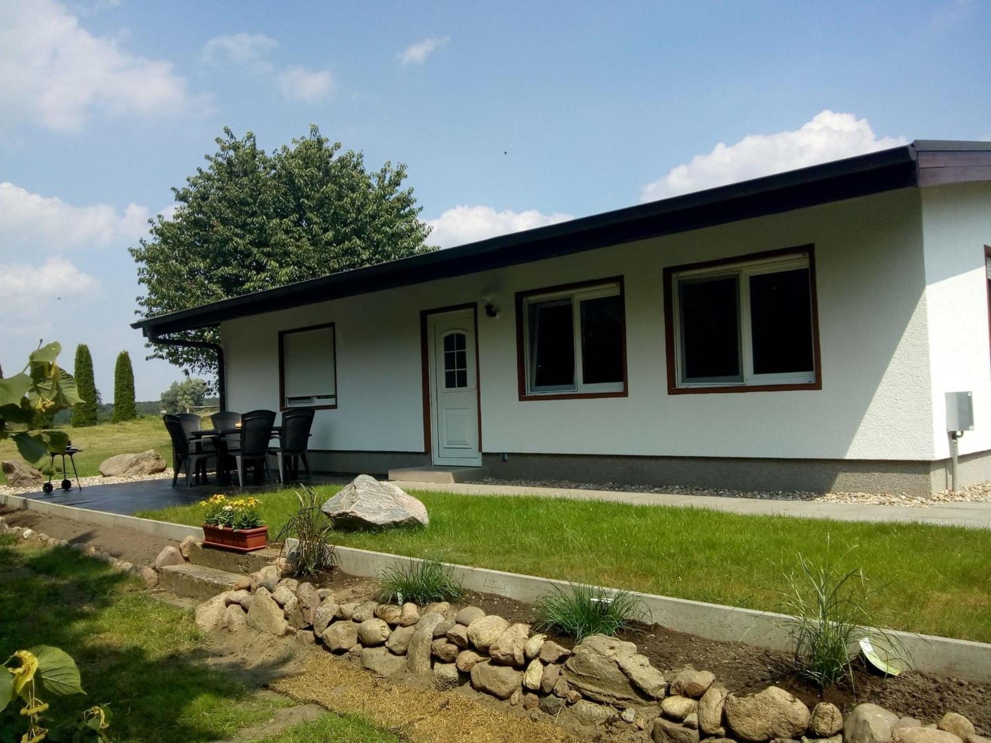 Behaglicher Bungalow Fuer Mensch Und Hund Barkhagen Bagian luar foto